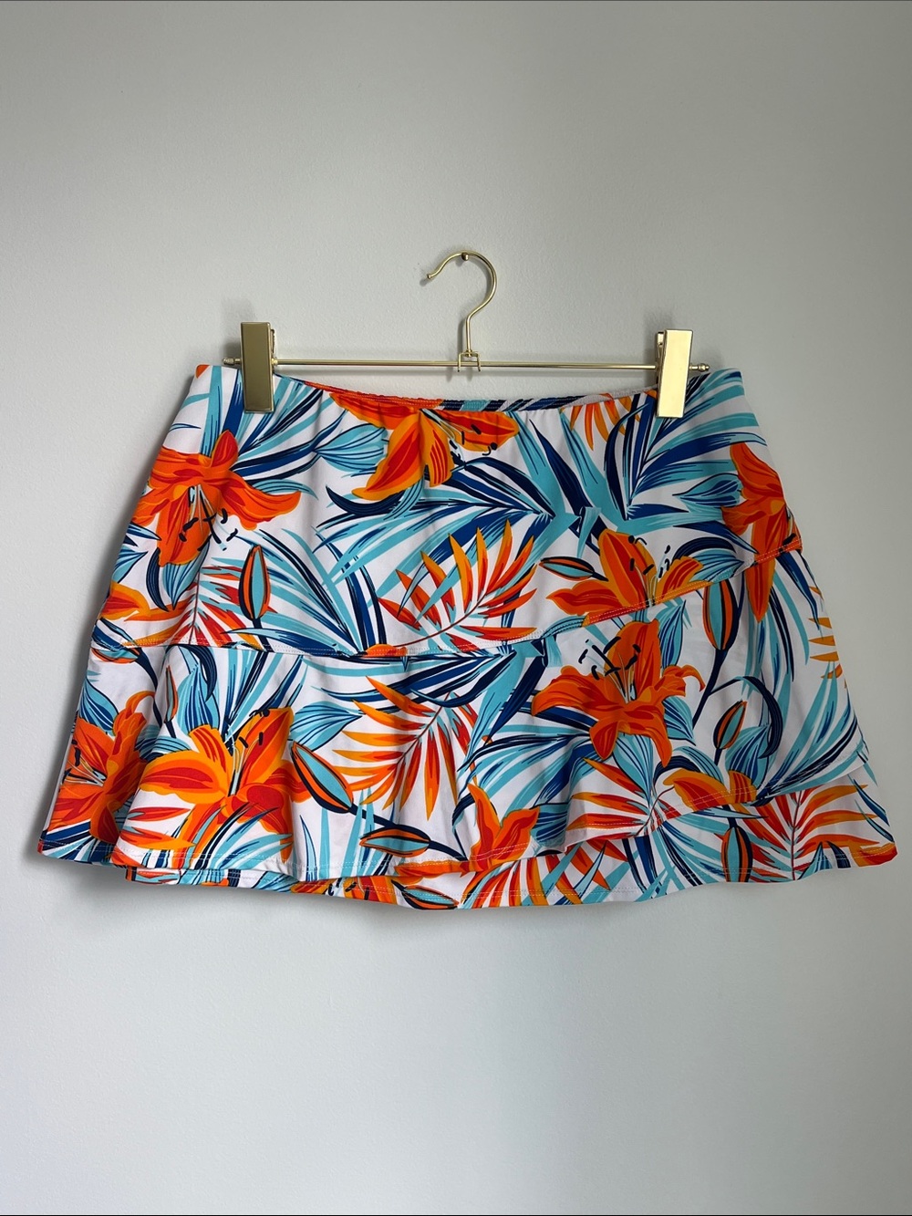 Tail | Tropical Floral Mini Skort in Orange & Blue Size L